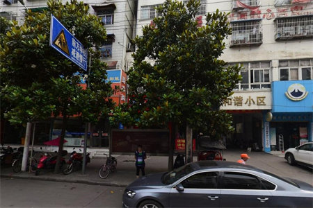 龙湖实验校旁精装三室双卫首付10万加